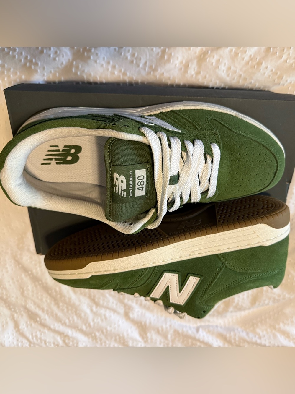 New Balance 480 Men’s Suede Sneaker in Green and White with Gum Outsole